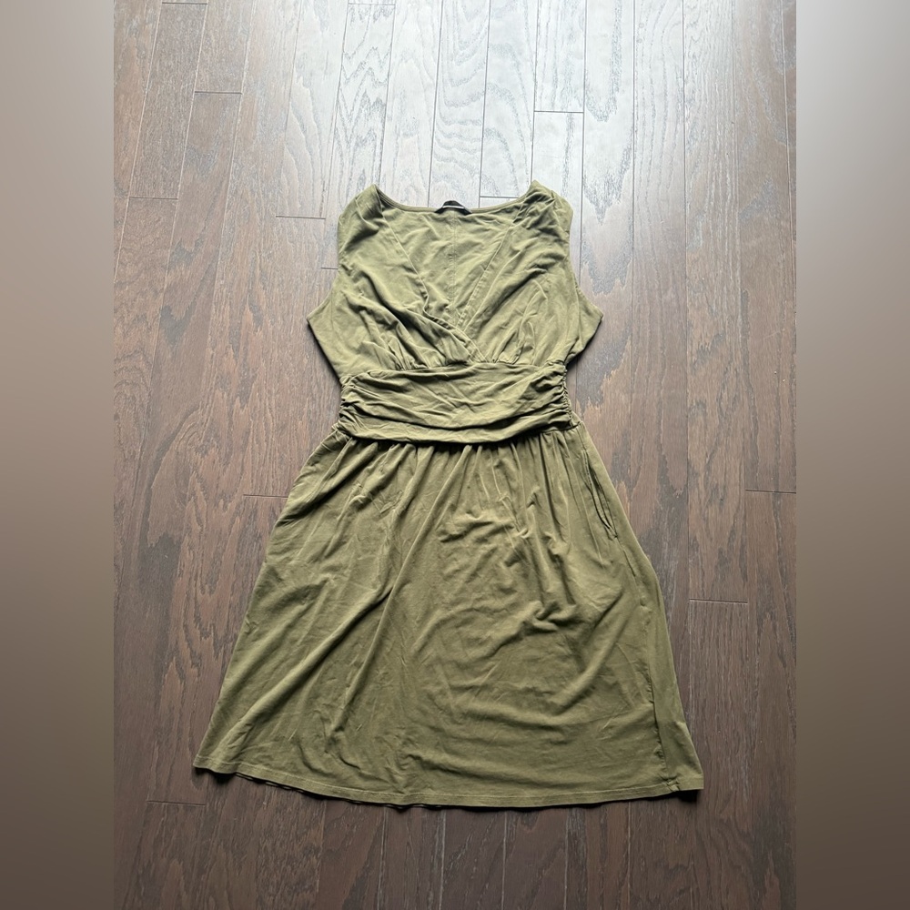The North Face Dress Womens Large  Olive Green Sleeveless V Neck Ruched A Line